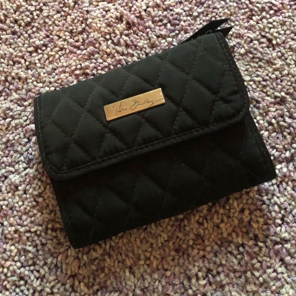 very bradley wallet - Picture 2 of 2